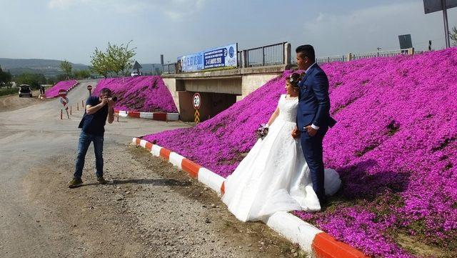 Evlenecek çiftlerin fotoğraf çekim yolu