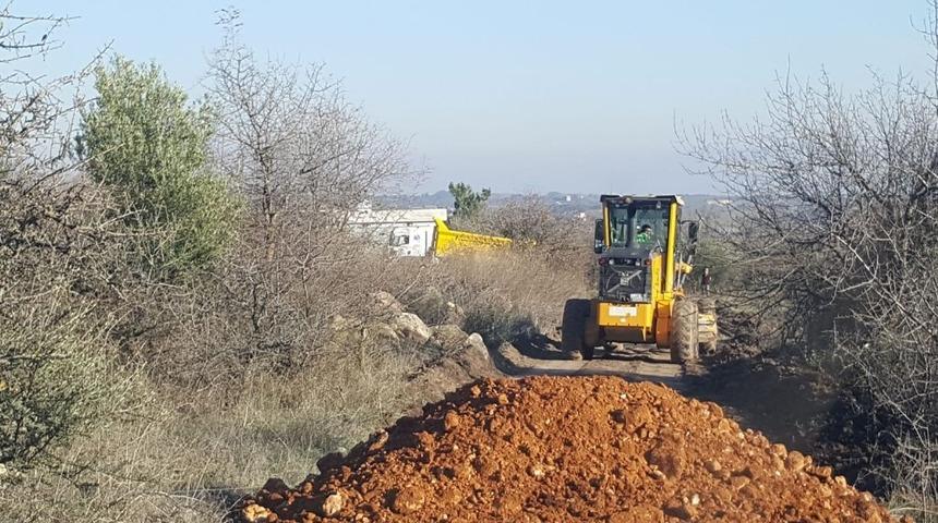 Yunusemre&rsquo;de ova yolları d&uuml;zenleniyor