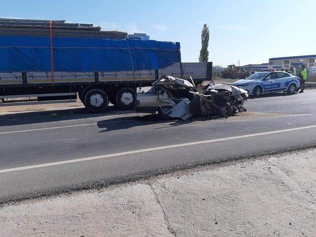 Afyonkarahisar’da trafik kazası, 2 ağır yaralı