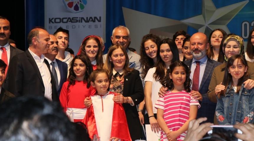 Kocasinan&rsquo;ın Yıldızları &Ouml;d&uuml;l T&ouml;reninin Bu Yıl İkincisi D&uuml;zenlendi