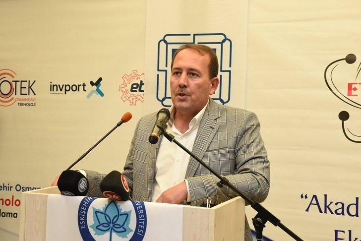 Eskişehir Sanayi Odası ve Osmangazi Üniversitesince düzenlenen teknoloji fuarında gençlerin projeleri yarıştı G5