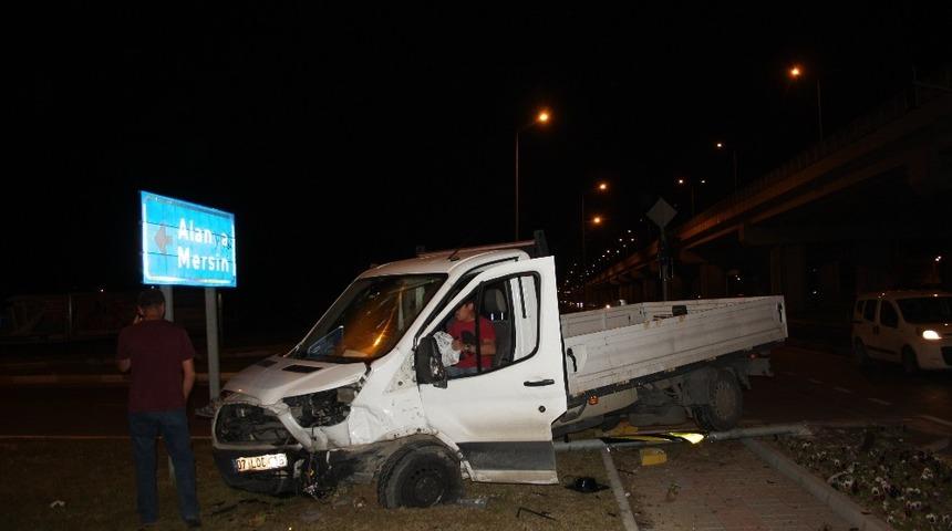 Manavgat&rsquo;ta trafik kazası: 4 yaralı