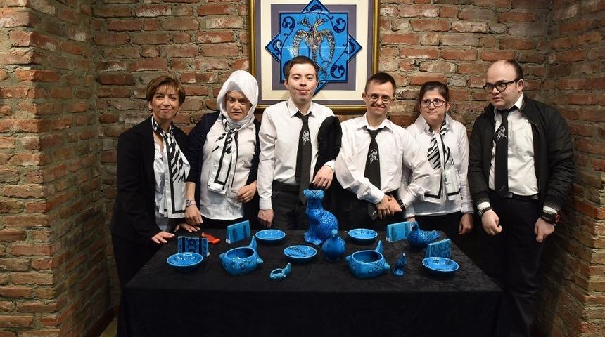 El emeklerini sergi ile ta&ccedil;landırdılar