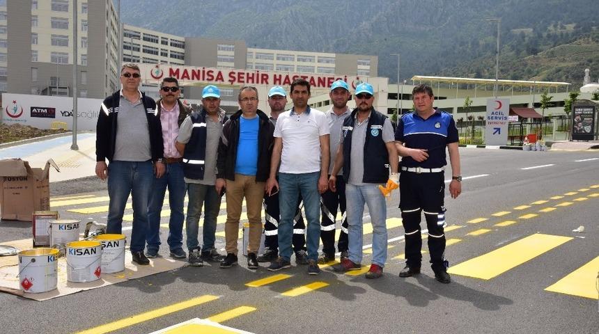 Manisa Şehir Hastanesi&rsquo;nin yol &ccedil;izgileri yapıldı