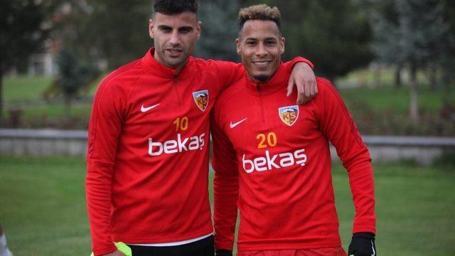 Deniz ile Chery Kayserispor’u sırtlıyor