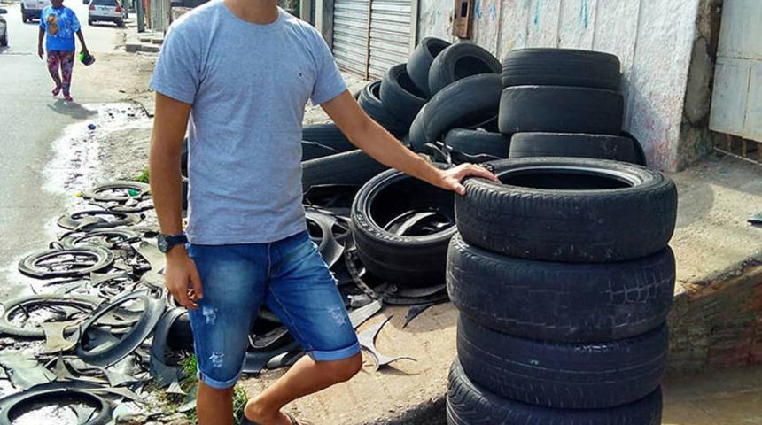 Eski lastikleri toplayıp öyle bir şey yaptı ki...