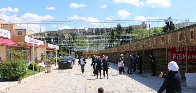 Ramazan Sokağı’nda hazırlıklar tamamlandı