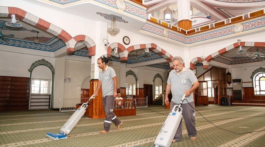 Fadıloğlu, &ldquo;Ramazan ayı&rsquo;nın huzurunu birlikte yaşayacağız&rdquo;