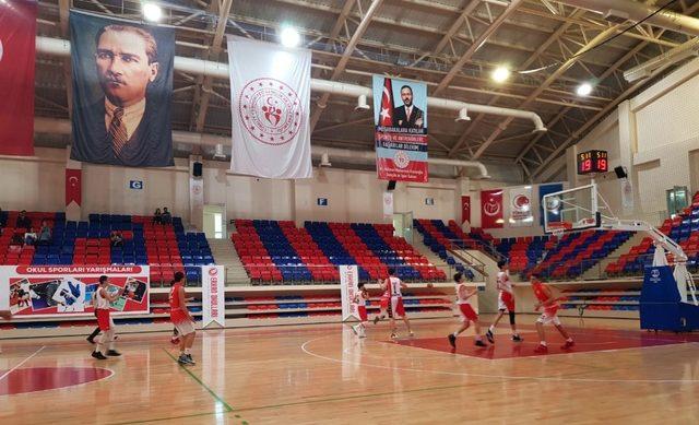 Basketbol Yıldızlar Türkiye Birinciliği finalistleri belli oldu