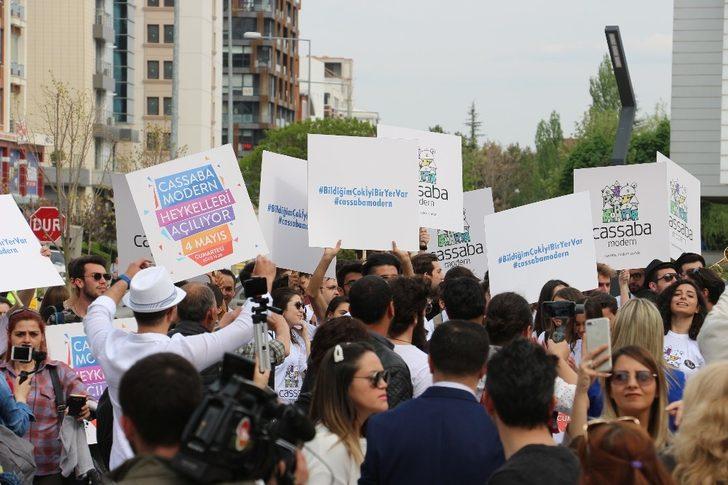 Cassaba Modern’in heykelleri açıldı G3