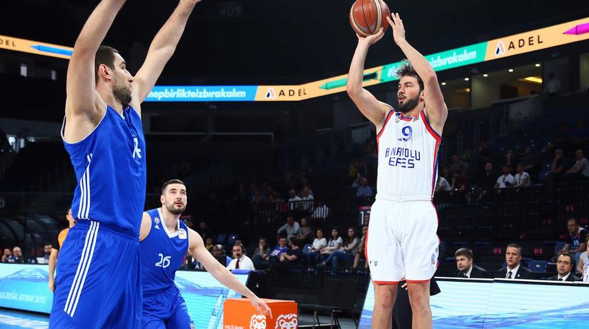 Anadolu Efes 111 - 74 İstanbul Büyükşehir Belediyespor 