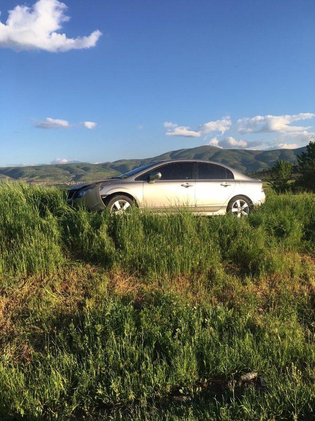 Adıyaman’da otomobil tarlaya yuvarlandı, 1 yaralı