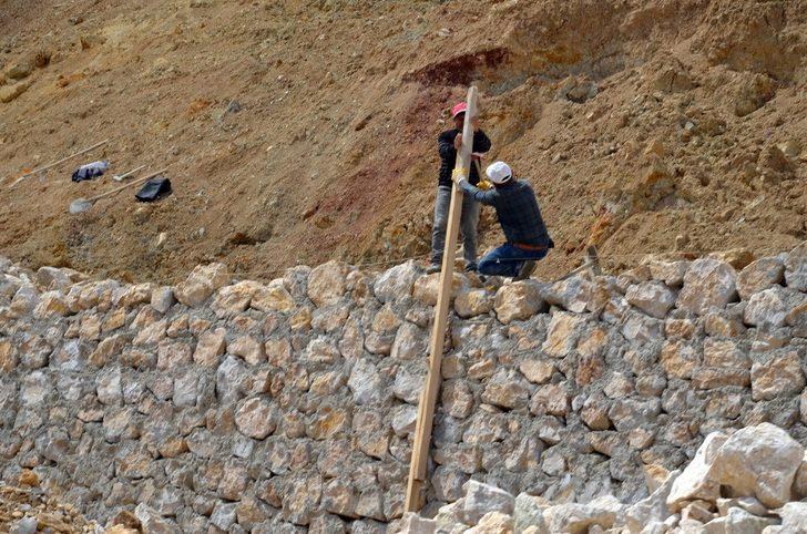 Çorum-Osmancık yolunda hummalı çalışma devam ediyor G3