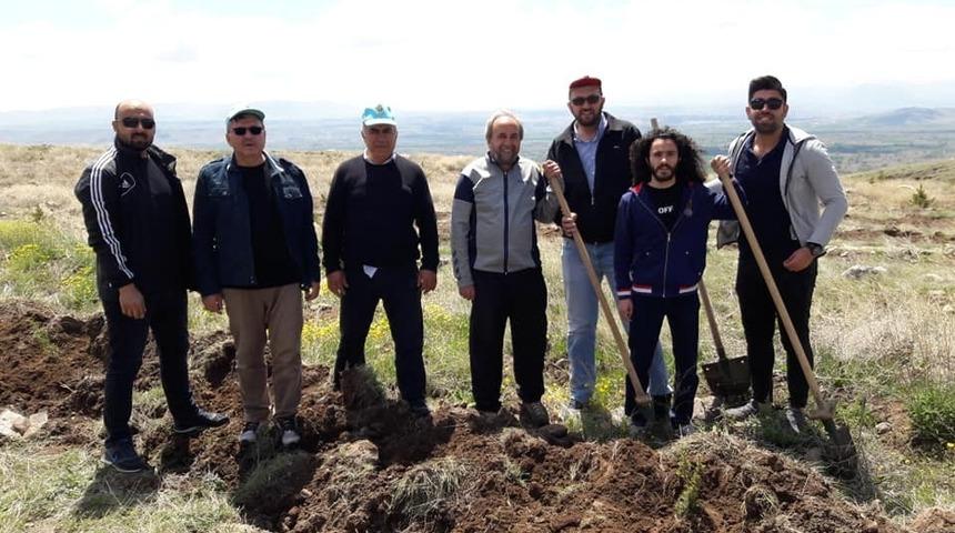 Memur Sen &Uuml;yeleri Hatıra Ormanına Ağa&ccedil; Dikti