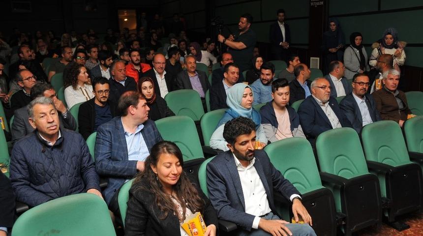 Hayatta Olmaz filminin Akşehir galası yapıldı
