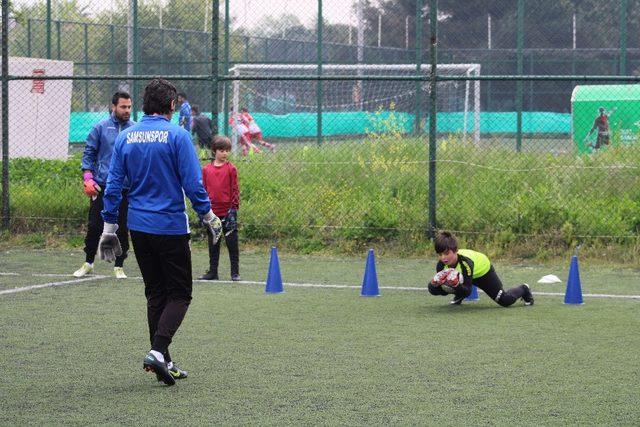Yılport Samsunspor’un kalecileri futbol okulundan