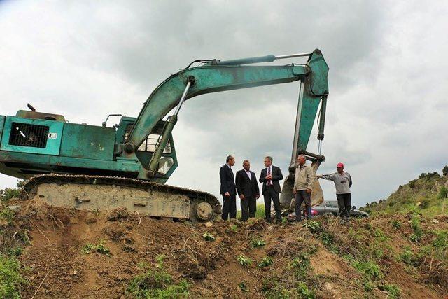 Kaymakam Pişkin, sulama kanallarında incelemelerde bulundu