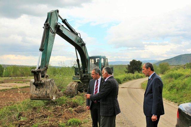 Kaymakam Pişkin, sulama kanallarında incelemelerde bulundu