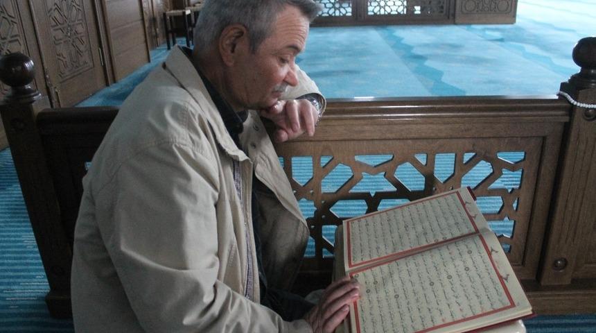 Manyas&rsquo;ta camilerde mukabele okunmaya başladı