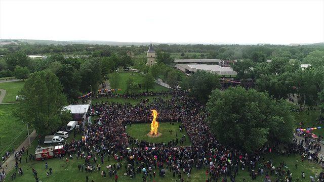 Kakava ateşi sağanak altında yandı 2