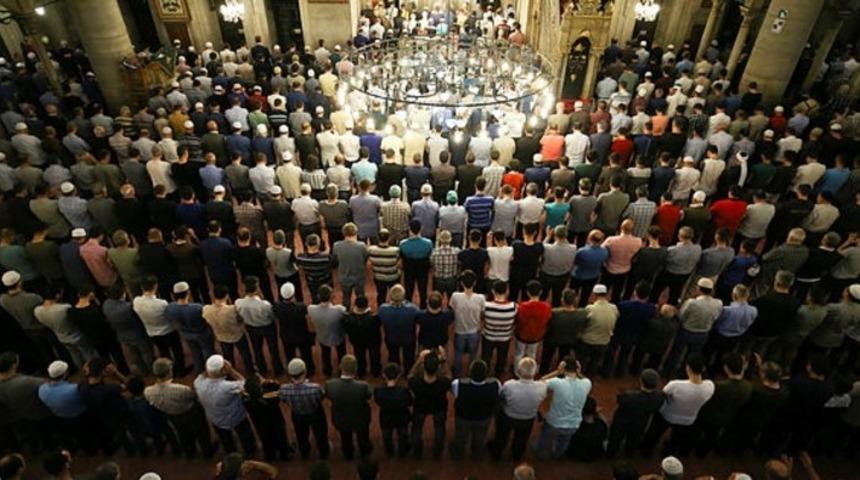 Teravih namazı nasıl kılınır? 2019 Ramazan imsakiyesine g&ouml;re teravih namazı ka&ccedil;ta kılınacak? 