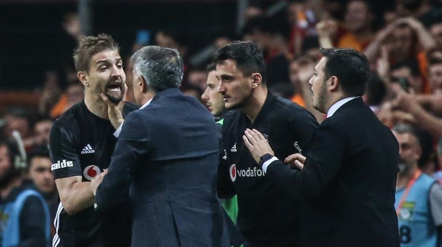 Caner Erkin'den taç açıklaması: Gözleriniz varsa görürsünüz