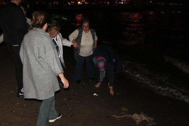 Hıdırellezi kutlamak için sahile akın ettiler G5