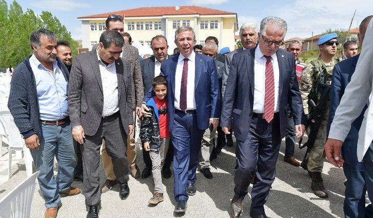 Mansur Yavaş Sincan’da mahalle ziyaretlerinde bulundu G2