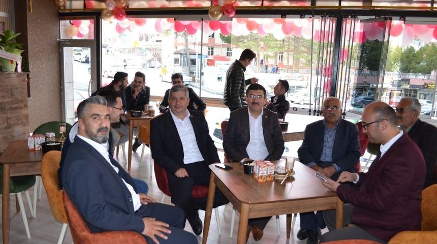 Başkan &Ouml;zkan Altun yeni işletmeyi hizmete a&ccedil;tı