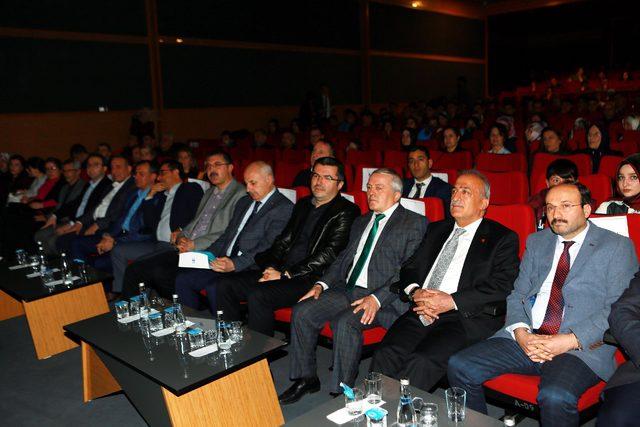 Erzurum protokol&uuml;nden  Şiir Gecesi  2