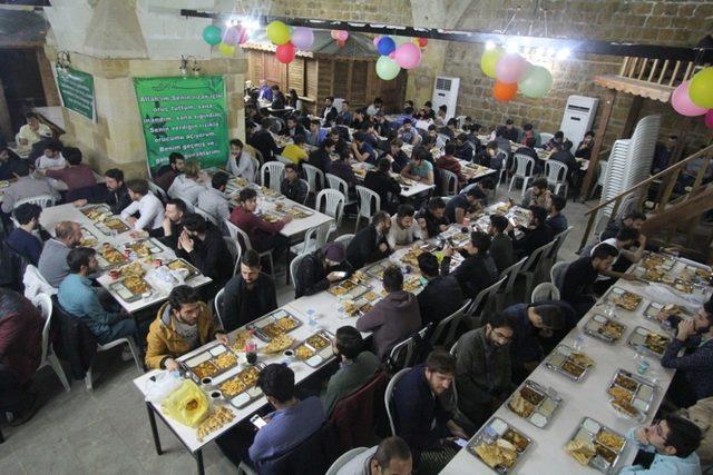 Ramazan’da iftar sofrası yine Taşhan’da kurulacak