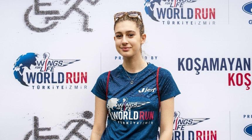 Şebnem Bozoklu, Enis Arıkan, Ozan Doğulu ve Itır Esen koşamayanlar için koştu