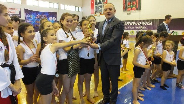 Burhaniye’de spor şenliği coşkusu G4