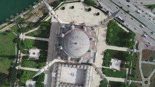 Sabancı Camii şifrelerle dolu!