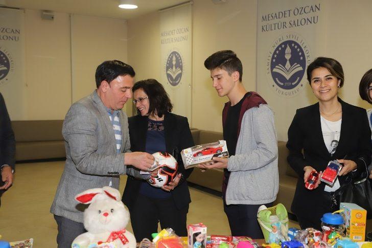 Turgutlu’da oyuncaklar oyun bileti oldu G4