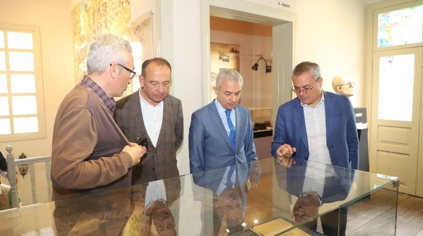 Vali Deniz&rsquo;den Kent M&uuml;zesi&rsquo;ne tam not