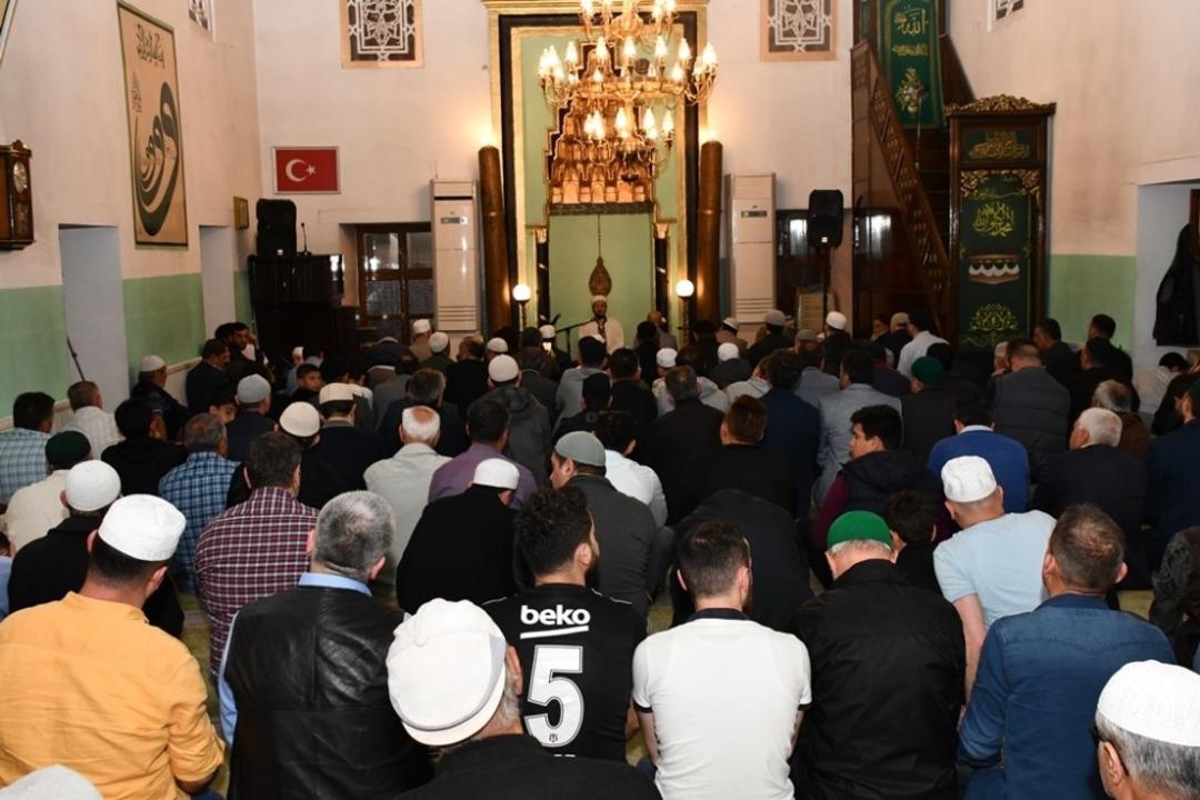 İneg&ouml;l&rsquo;de ramazan coşkusu