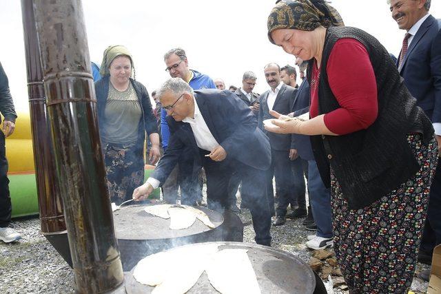 Başkan Büyükkılıç Hıdrellez Şenliği’ne katıldı