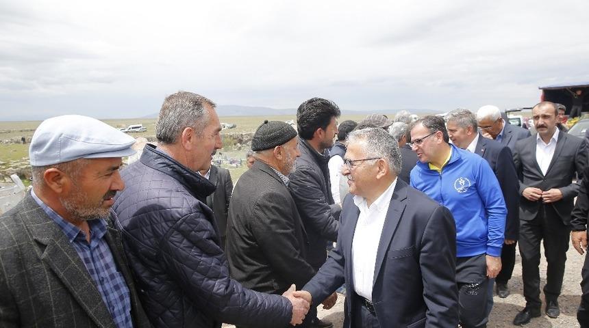 Başkan Büyükkılıç Hıdrellez Şenliği’ne katıldı