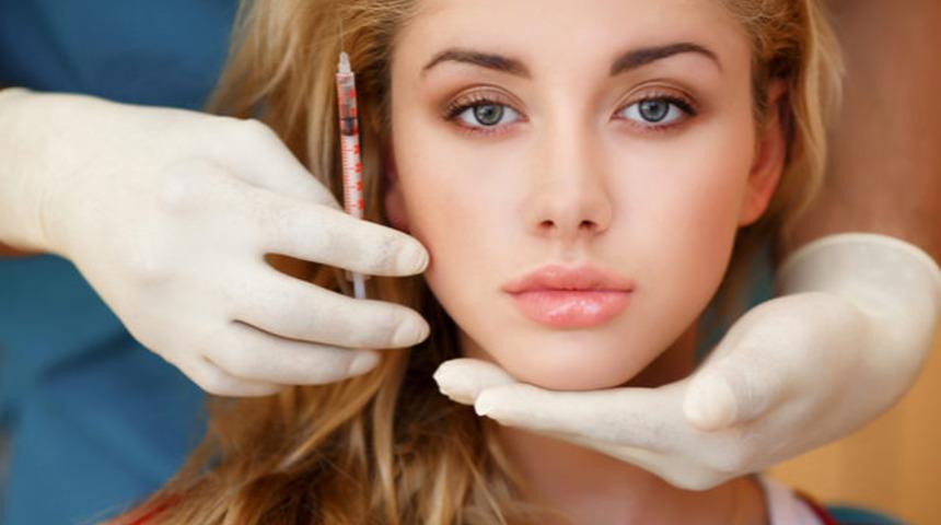 Kombine estetik ameliyatı ile tek seferde b&uuml;y&uuml;k değişim!