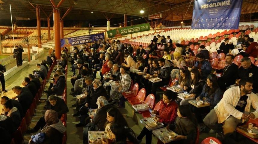 Er Meydanı&rsquo;nda sahur bereketi