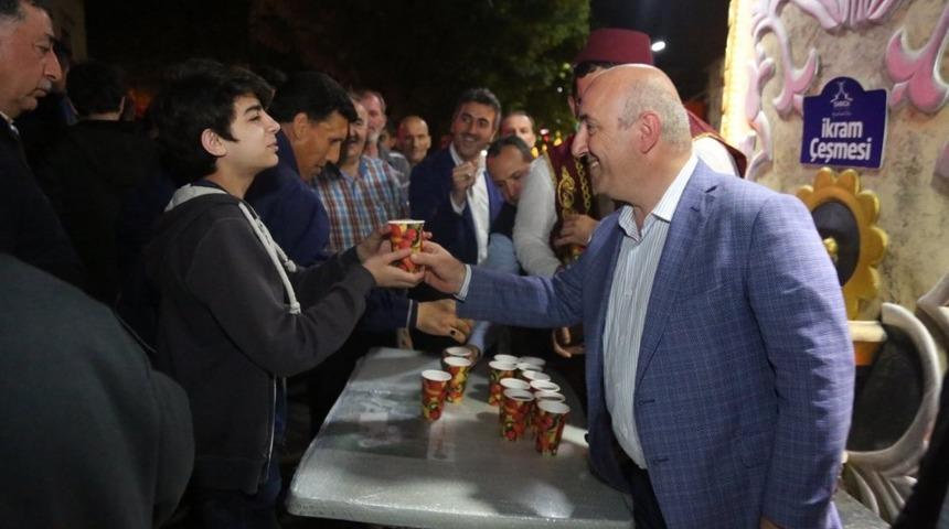 Darıca&rsquo;da her akşam bin 500 aileye yemek dağıtılacak