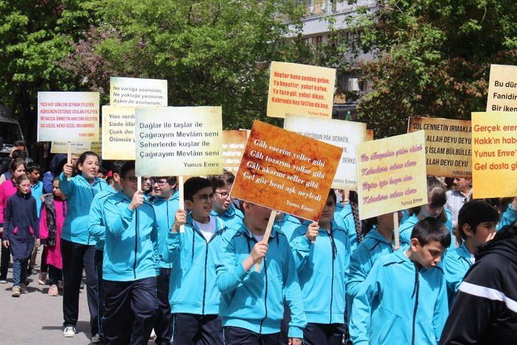 Yunus Emre Haftası’nda kortej yürüyüşü G3