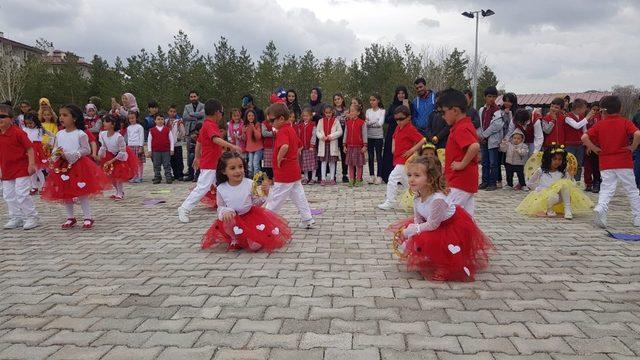 Koçak ilköğretim okulu ilk mezunlarını verdi