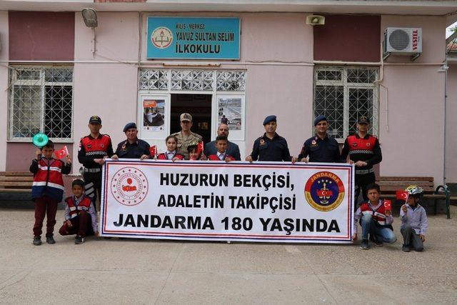 Jandarma Trafik Haftasını öğrenciler ile kutladı