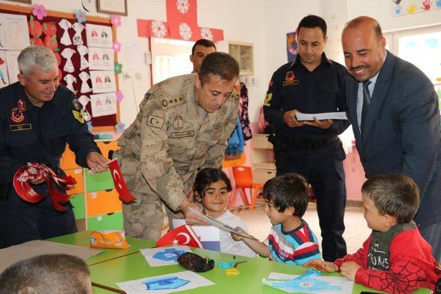 Jandarma Trafik Haftasını öğrenciler ile kutladı