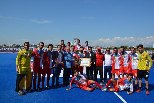 Gaziantep Polisgücü erkek hokey takımı Türkiye şampiyonu