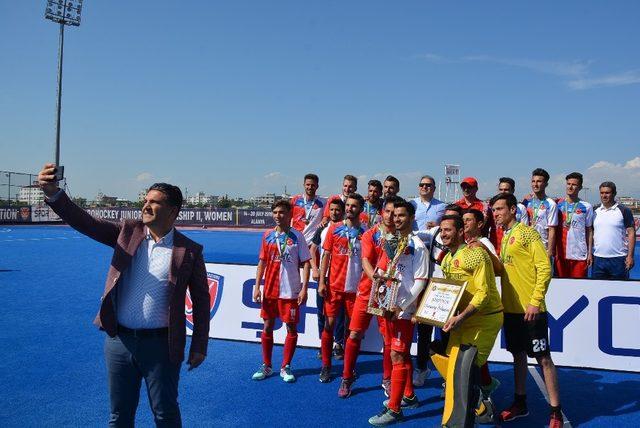 Gaziantep Polisgücü erkek hokey takımı Türkiye şampiyonu