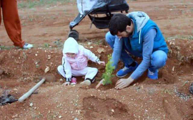 Her yenidoğan adına bir fidan dikildi