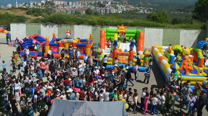 Erdek&rsquo;te &ouml;ğrenci şenliği yapıldı